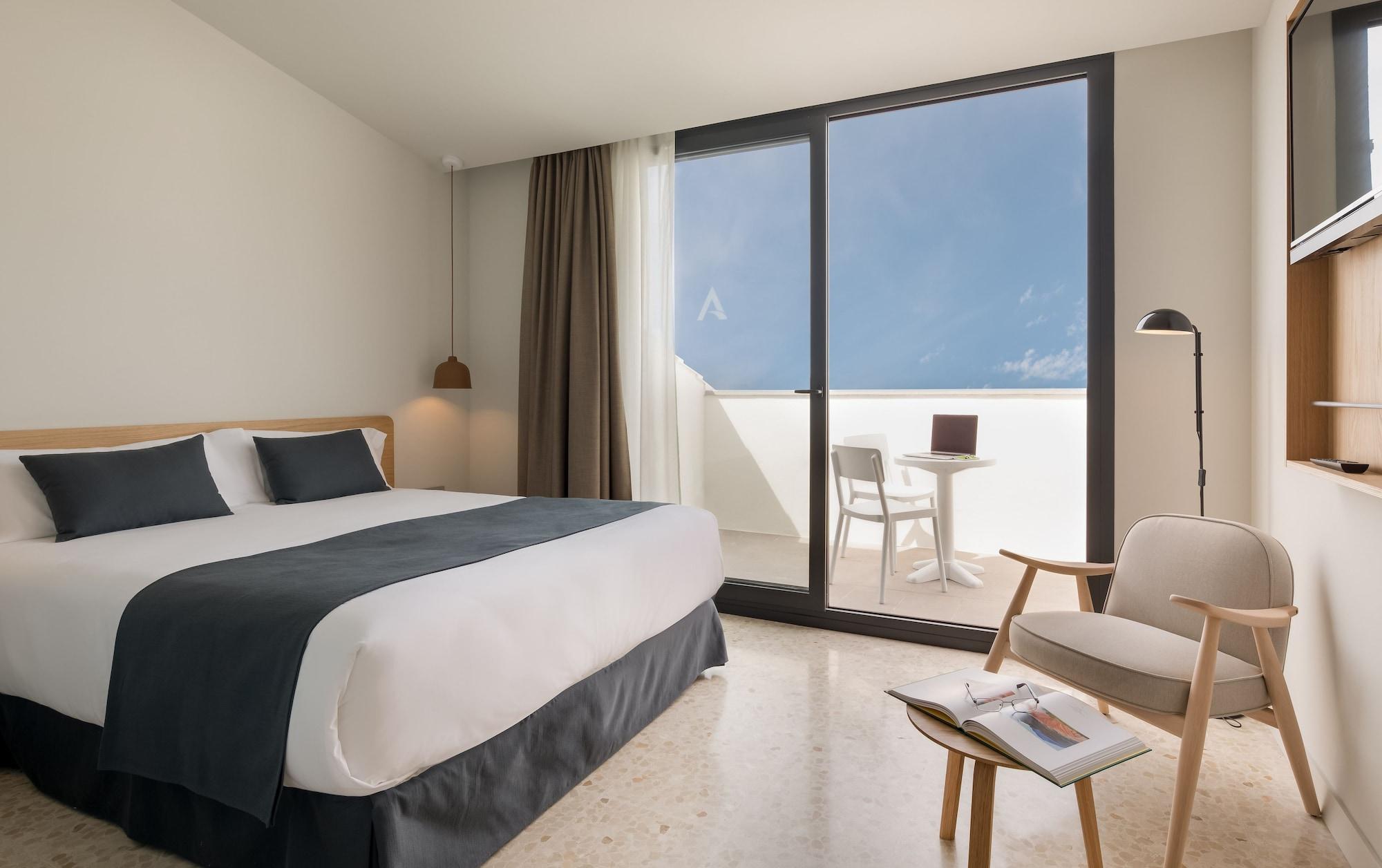 Aqua Hotel Silhouette & Spa - Adults Only Malgrat de Mar Ngoại thất bức ảnh