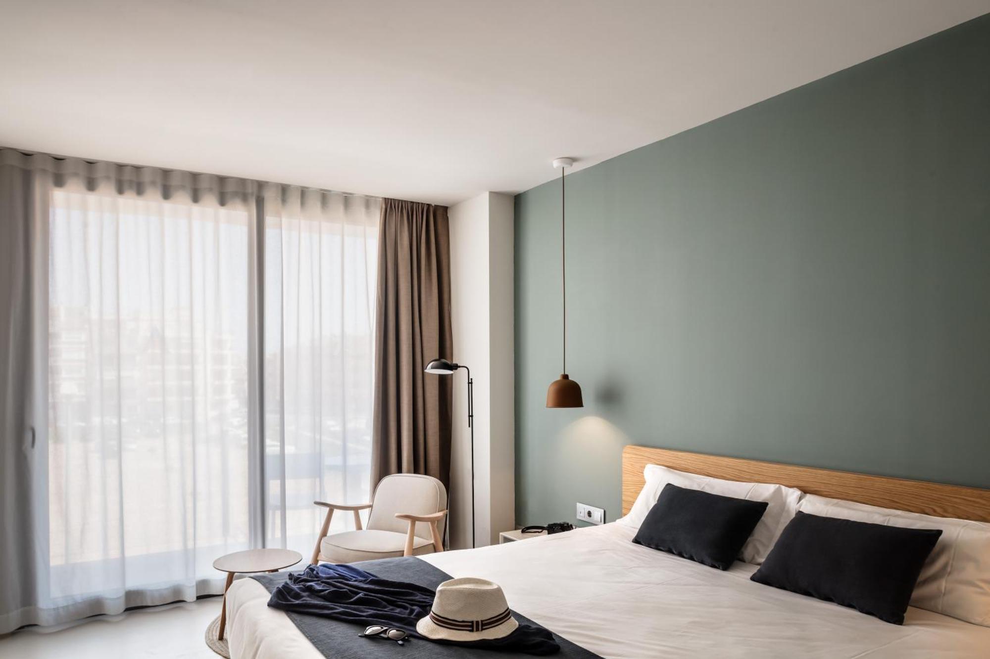 Aqua Hotel Silhouette & Spa - Adults Only Malgrat de Mar Ngoại thất bức ảnh
