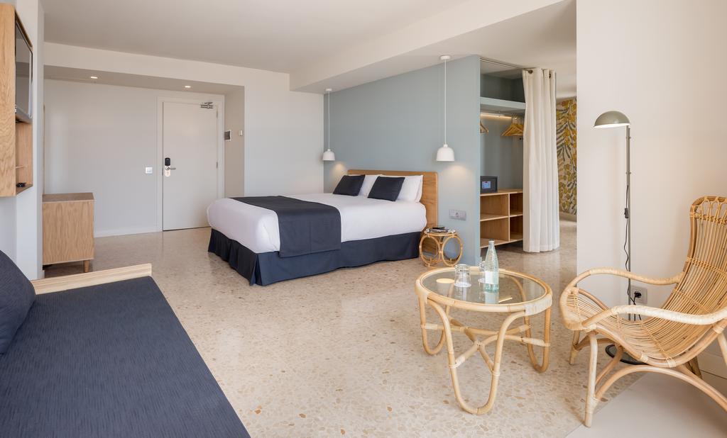 Aqua Hotel Silhouette & Spa - Adults Only Malgrat de Mar Ngoại thất bức ảnh